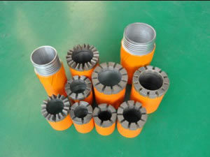 Broca de diamantes com bocados impregnados de diamantes 